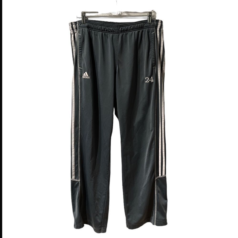 Adidas Men’s Large grey with white striped Athletic Y2K pants